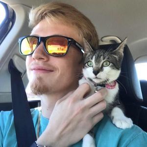 Meet your Posher, Jared